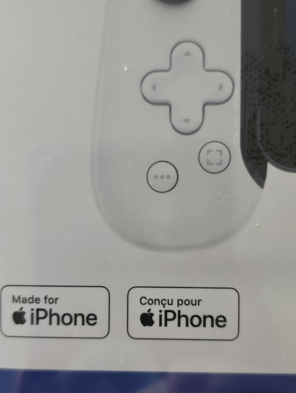 Backbone One Mobile Gaming Controller.  Iphone Compatible W/Lightning NIB - Picture 5 of 8